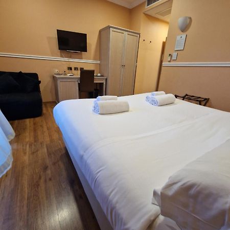 Bed and Breakfast Papavistarelais à Rome Chambre photo